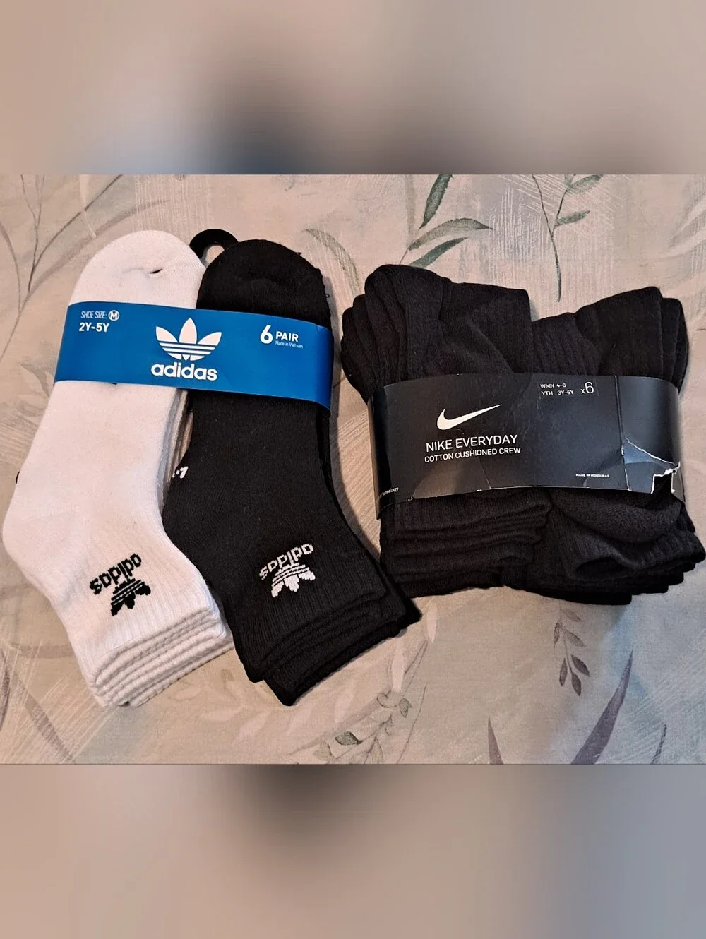 Adidas 6 Pack Kids Black & White Ankle 2Y-5Y and 6 Pack Nike Crew Socks 3Y-5Y